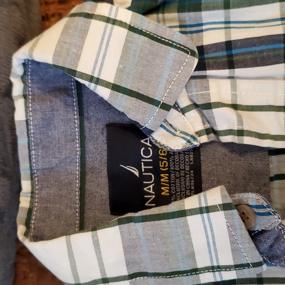 Boys button down shirts - Picture 2 of 4